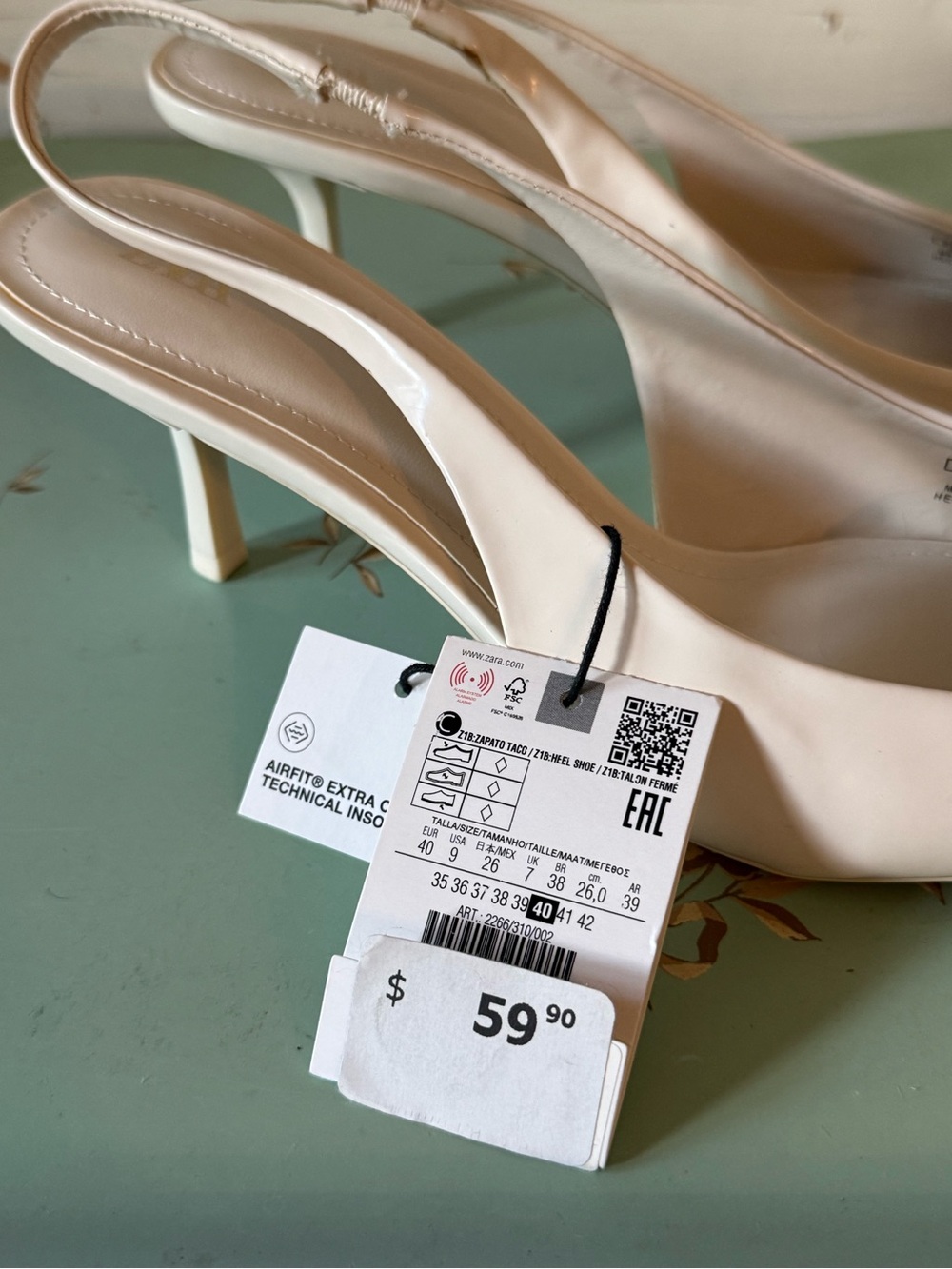 NEW! Zara Sling Back, Ivory/Cream, Faux Patent Leather,Kitten Heels,Bow Trim, 9 - Picture 6 of 9